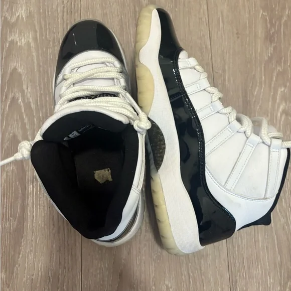Air Jordan 11 Retro 'Gratitude
